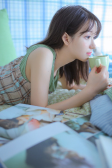 纽扣女孩